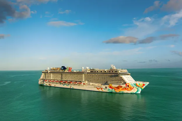 NCL Cruise at the sea